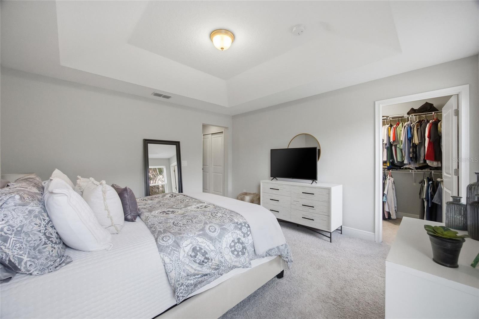 LAKESHORE PRESERVE - Residential