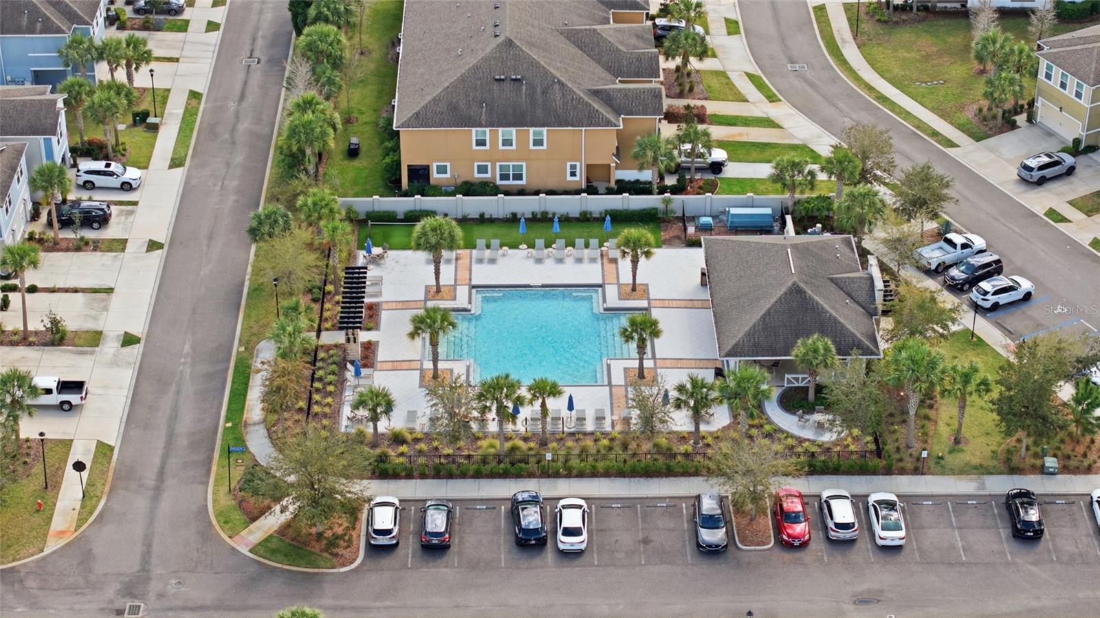 LAKESHORE PRESERVE - Residential