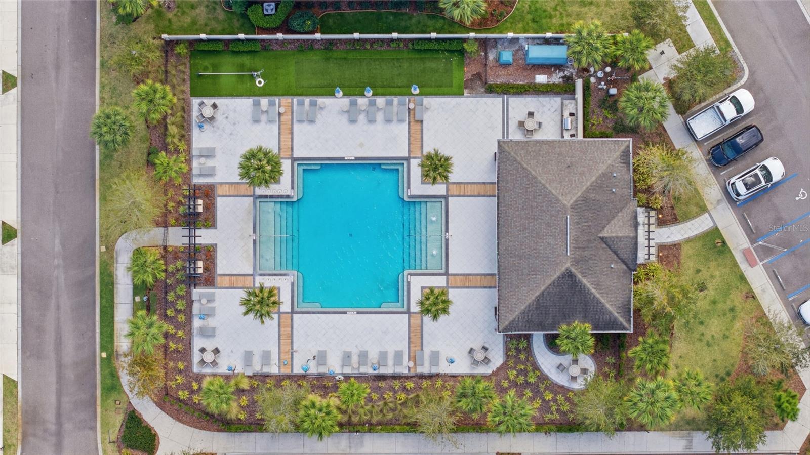 LAKESHORE PRESERVE - Residential