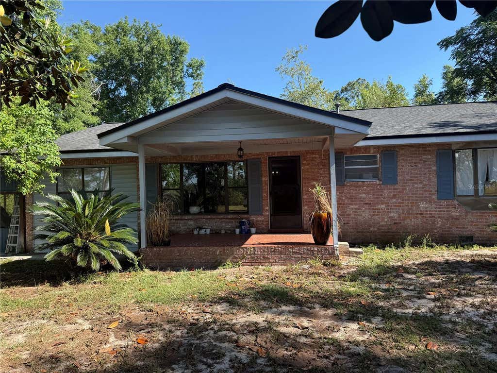 Photo of 22155 County Road 136, Live Oak, FL 32060 (MLS # O6407664)