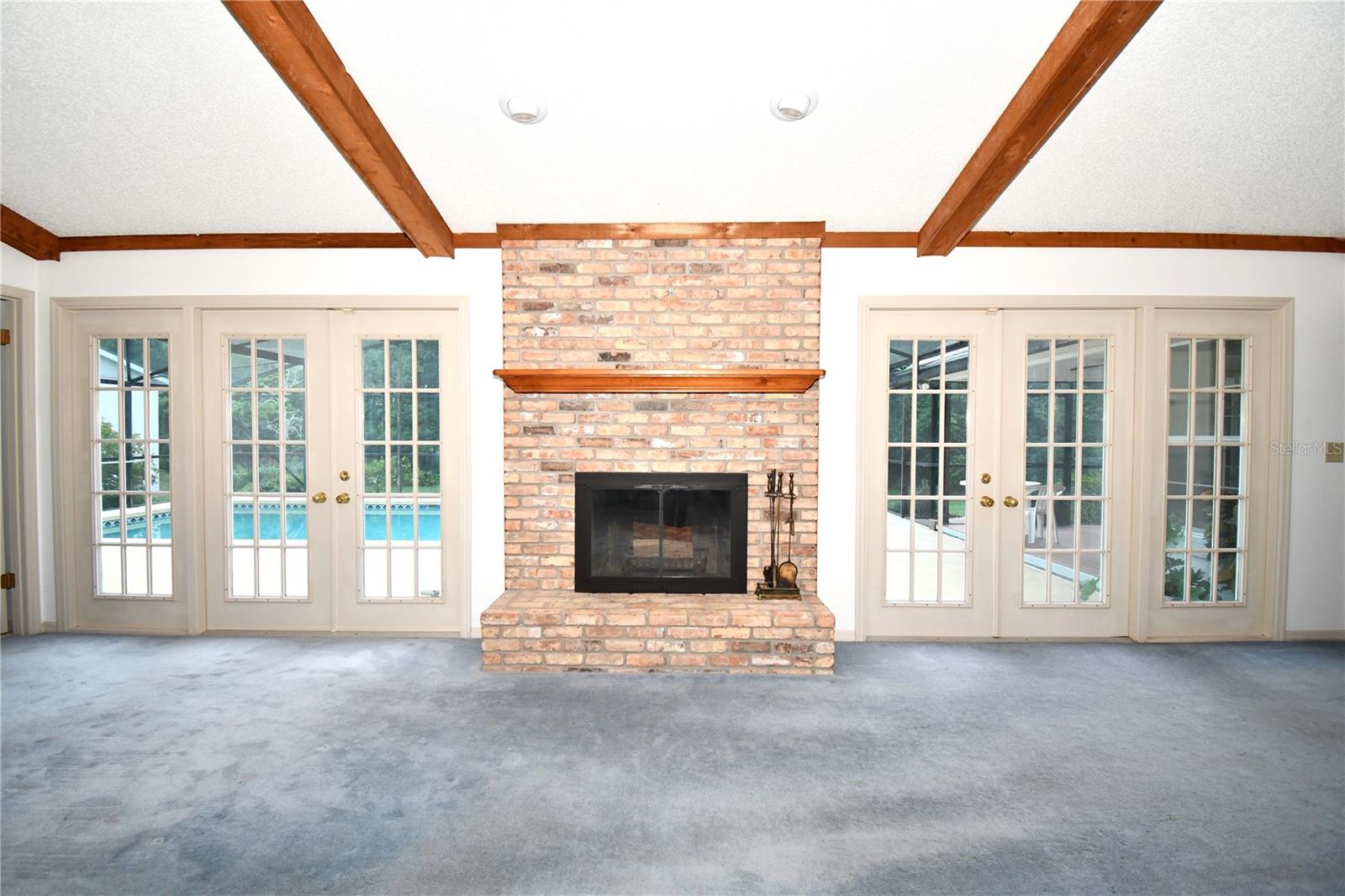 MOUNT DORA DOGWOOD MOUNTAIN - Residential