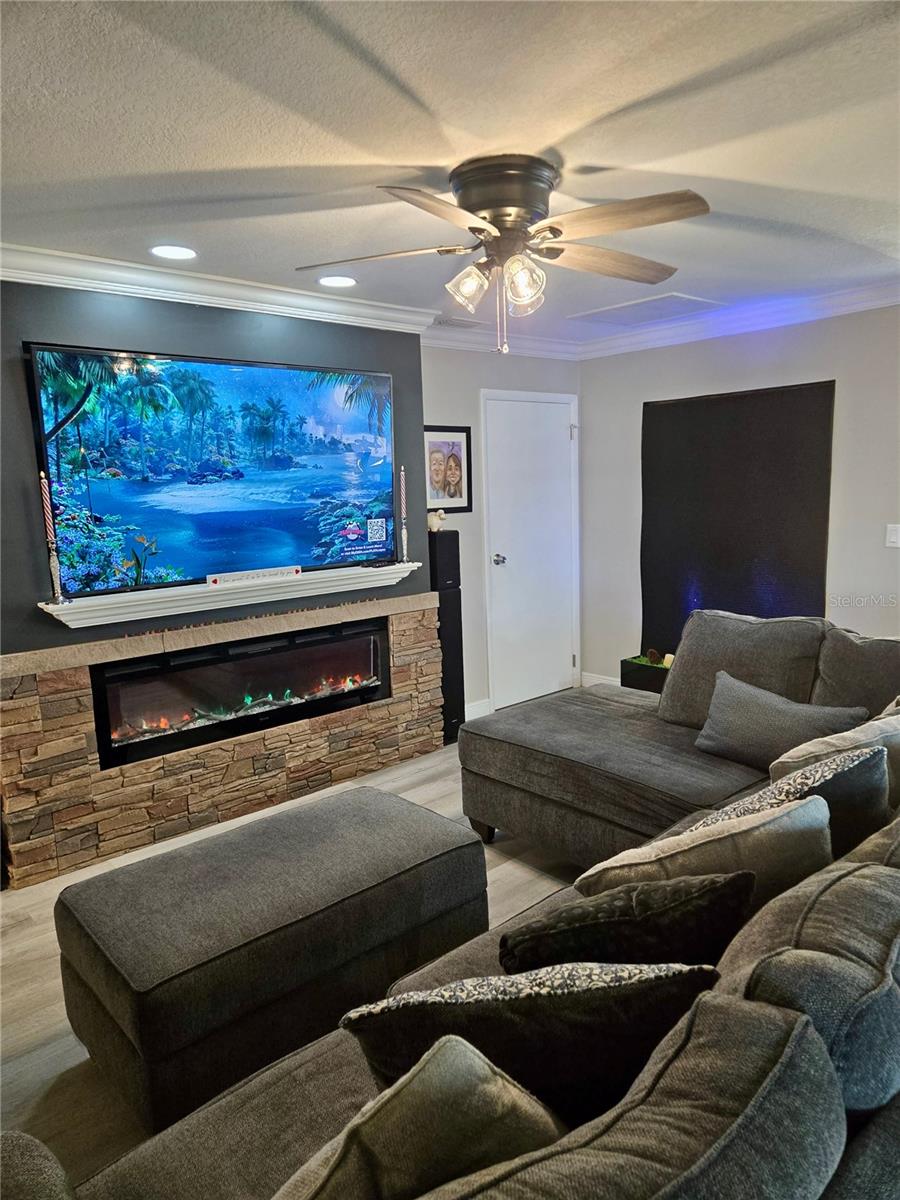 LAKE BLUE ESTATES SUB - Residential