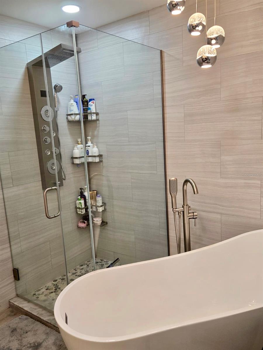 LAKE BLUE ESTATES SUB - Residential