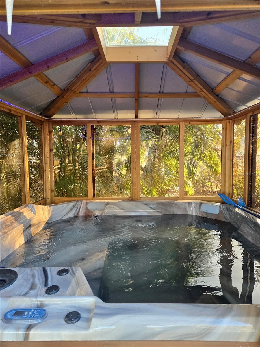 LAKE BLUE ESTATES SUB - Residential