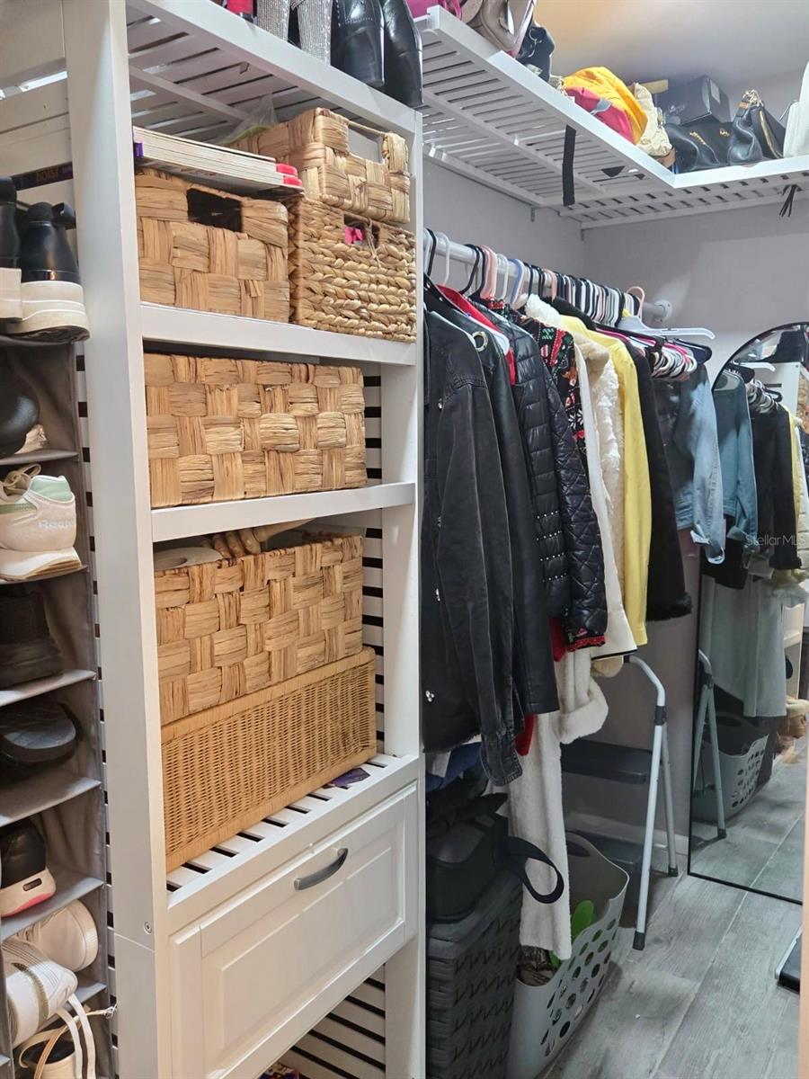 LAKE BLUE ESTATES SUB - Residential