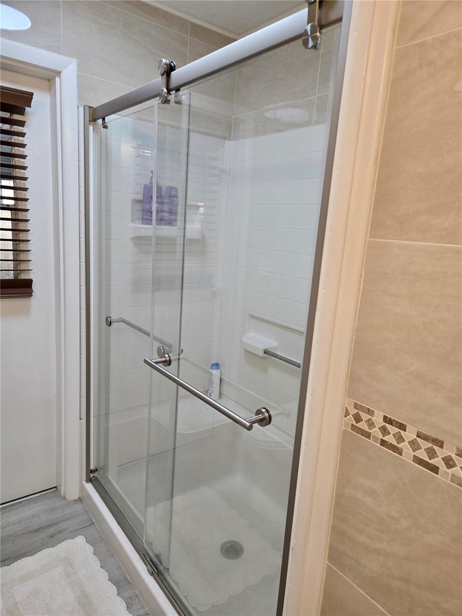 LAKE BLUE ESTATES SUB - Residential