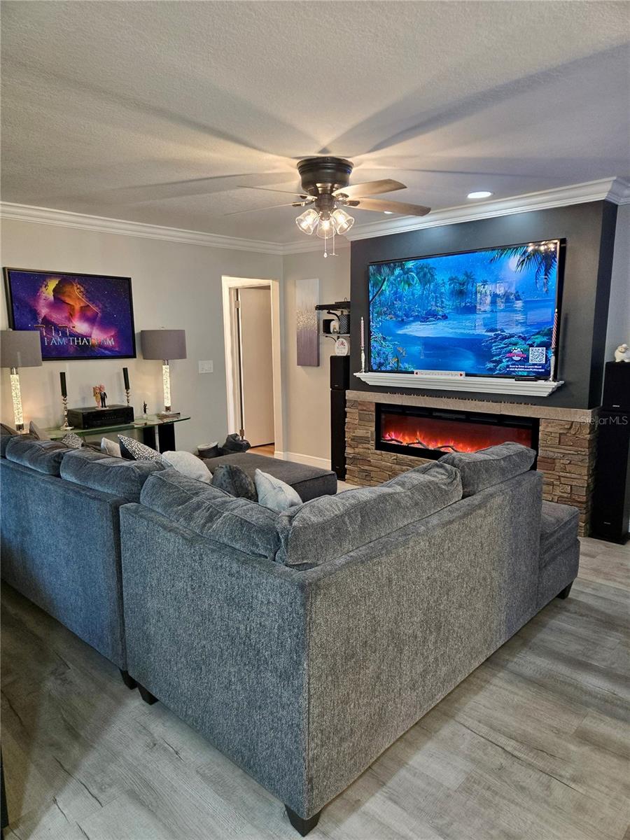 LAKE BLUE ESTATES SUB - Residential