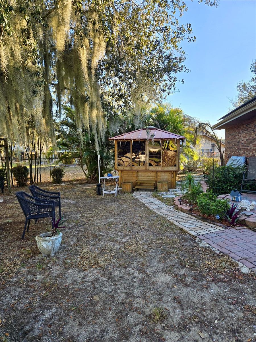 LAKE BLUE ESTATES SUB - Residential