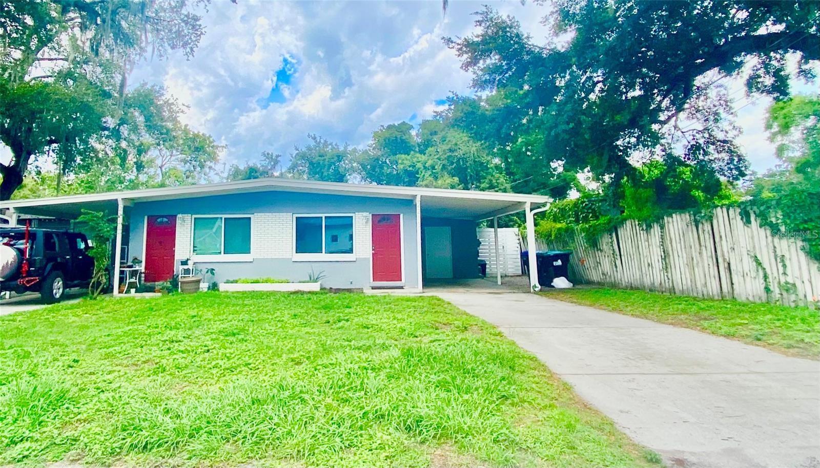 LAKE COMO AREA NEAR DOWNTOWN! *****Walking distance to HOURGLASS DISTRICT **ONE-STORY DUPLEX FOR RENT (The front door on the right only)** 700 SQ FT LIVING SPACE + OUTSIDE LAUNDRY +CARPORT & DRIVEWAY FOR 3 CARS + PRIVATE FENCED YARD**2 SMALL BEDROOMS**1 FULL BATHROOM * *NEUTRAL COLOR painted *STAINLESS STEEL Appliances *LUXURY GRANITE countertops kitchen *NEW SHAKER CABINETS *All MODERN DOORS *UPDATED BATHROOM with TUB & SHOWER *NEWER WINDOWS *Great SCHOOLS *Walking distance to 3 PARKS: DELANEY PARK, LAKE COMO PARK & HOURGLASS PARK. *Ride your bike to enjoy KELLY'S ice cream, eat Sizzling Fajitas or drink a cappuccino at FOXTAIL Coffee *NEAR DOWNTOWN, EXECUTIVE AIRPORT, HOSPITALS & MAJOR HIGHWAYS. PET FRIENDLY. This Property is not in a Homeowners Association.