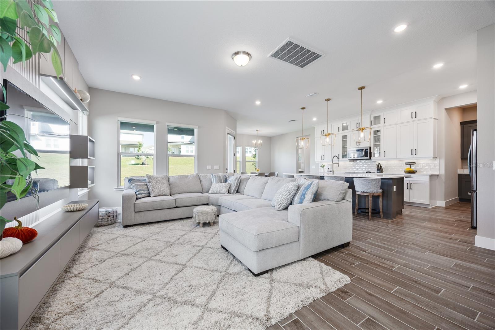 SILVERLEAF RESERVE/HAMLIN PH 2 - Residential