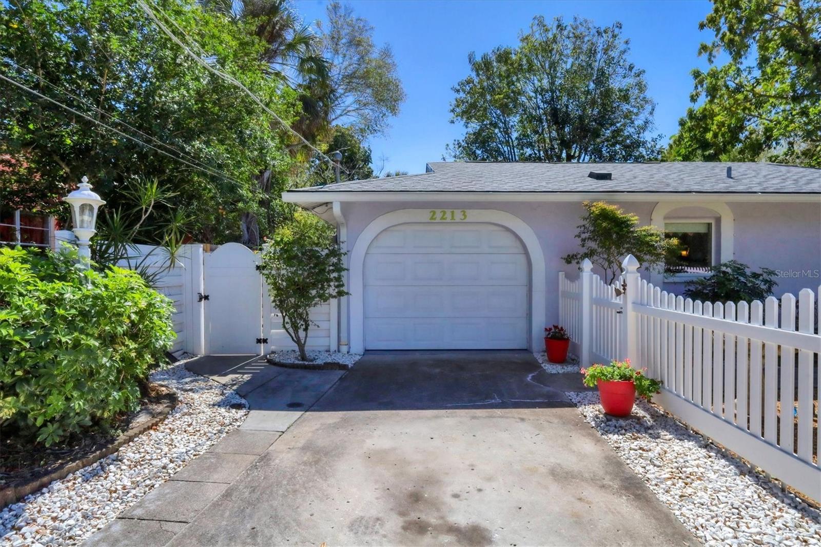 AVONDALE - Residential