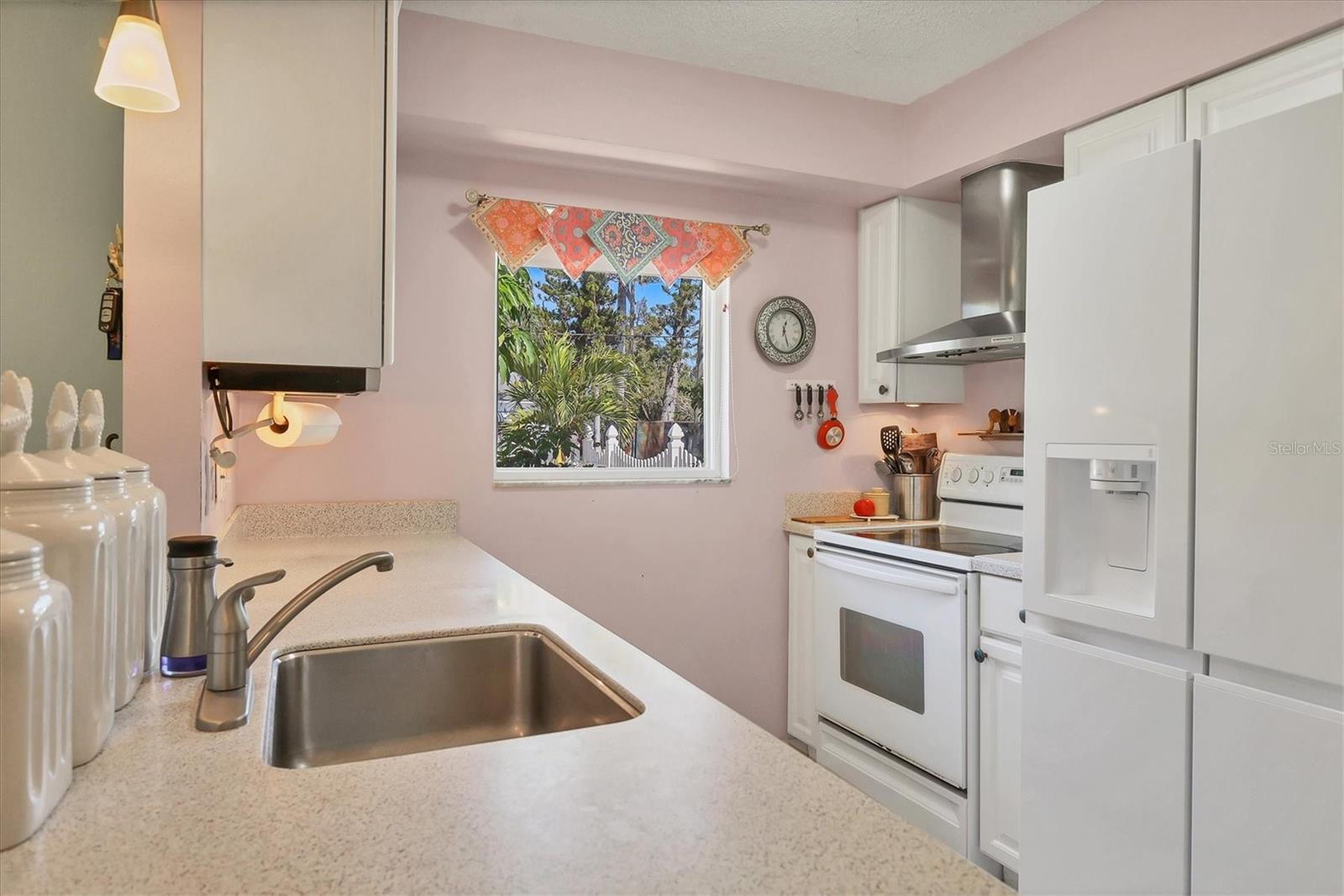 AVONDALE - Residential