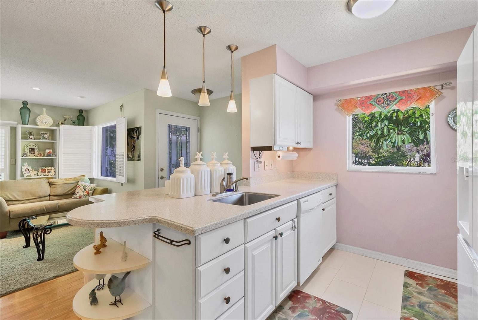 AVONDALE - Residential