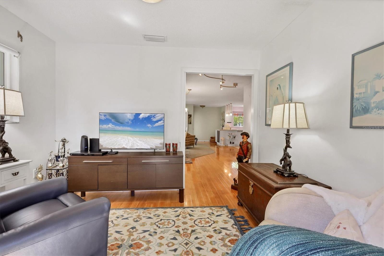 AVONDALE - Residential