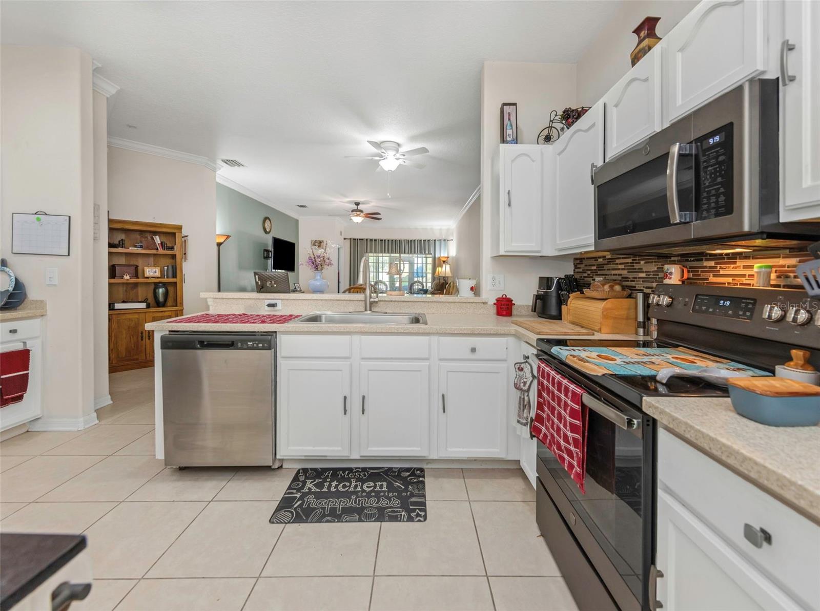 OAKSTEAD PARCEL 6 UNIT 1 AND PARCEL 7 PB 41 PG 099 - Residential