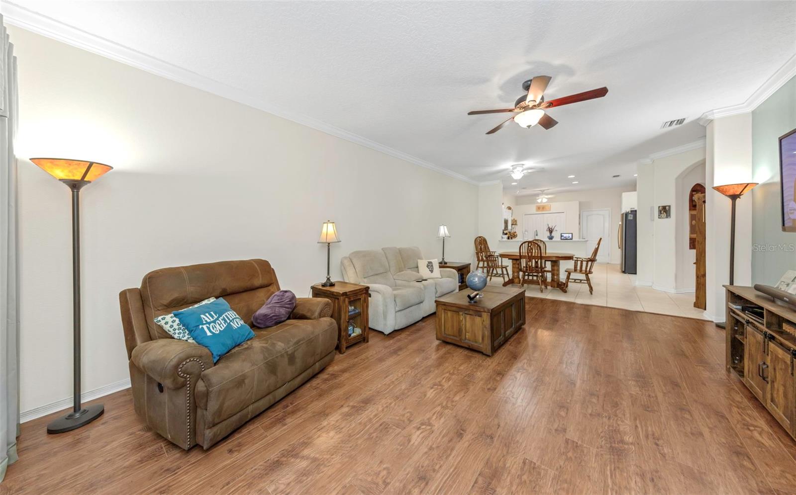 OAKSTEAD PARCEL 6 UNIT 1 AND PARCEL 7 PB 41 PG 099 - Residential