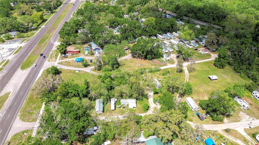 Photo of 19140 Us Highway 301, Dade City, FL 33523 (MLS # TB8417713)