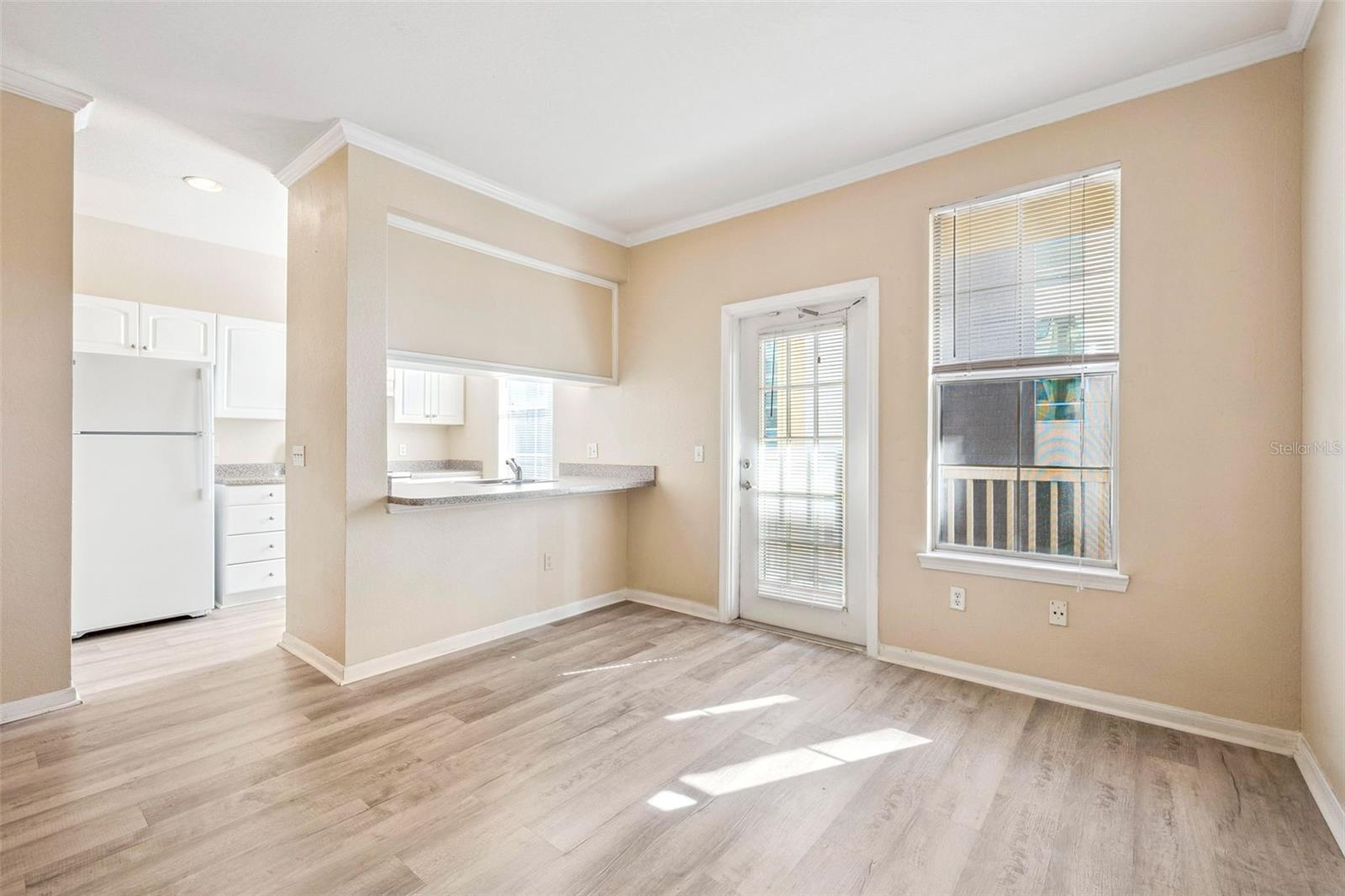 860 N ORANGE AVENUE 219