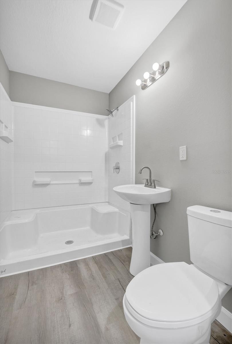 GOLF VIEW PARK - Residential