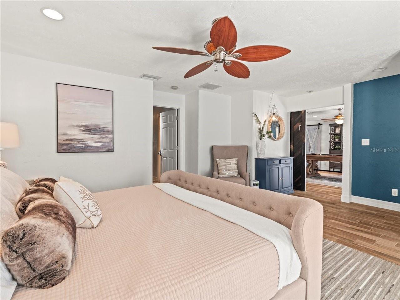 THREE PALMS POINT - Residential