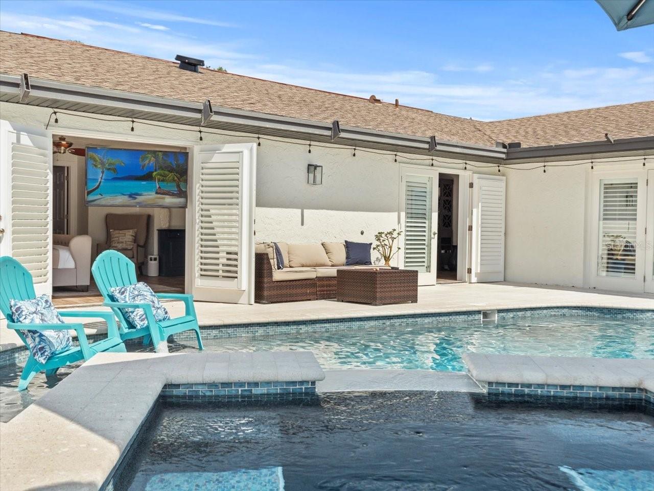 THREE PALMS POINT - Residential