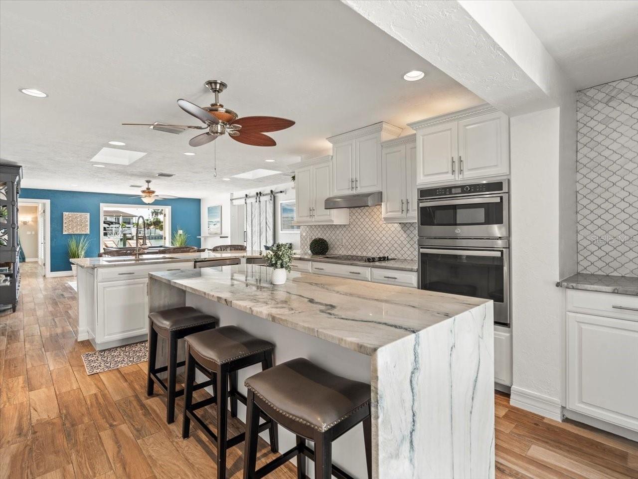 THREE PALMS POINT - Residential