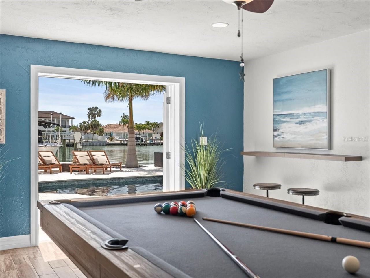 THREE PALMS POINT - Residential