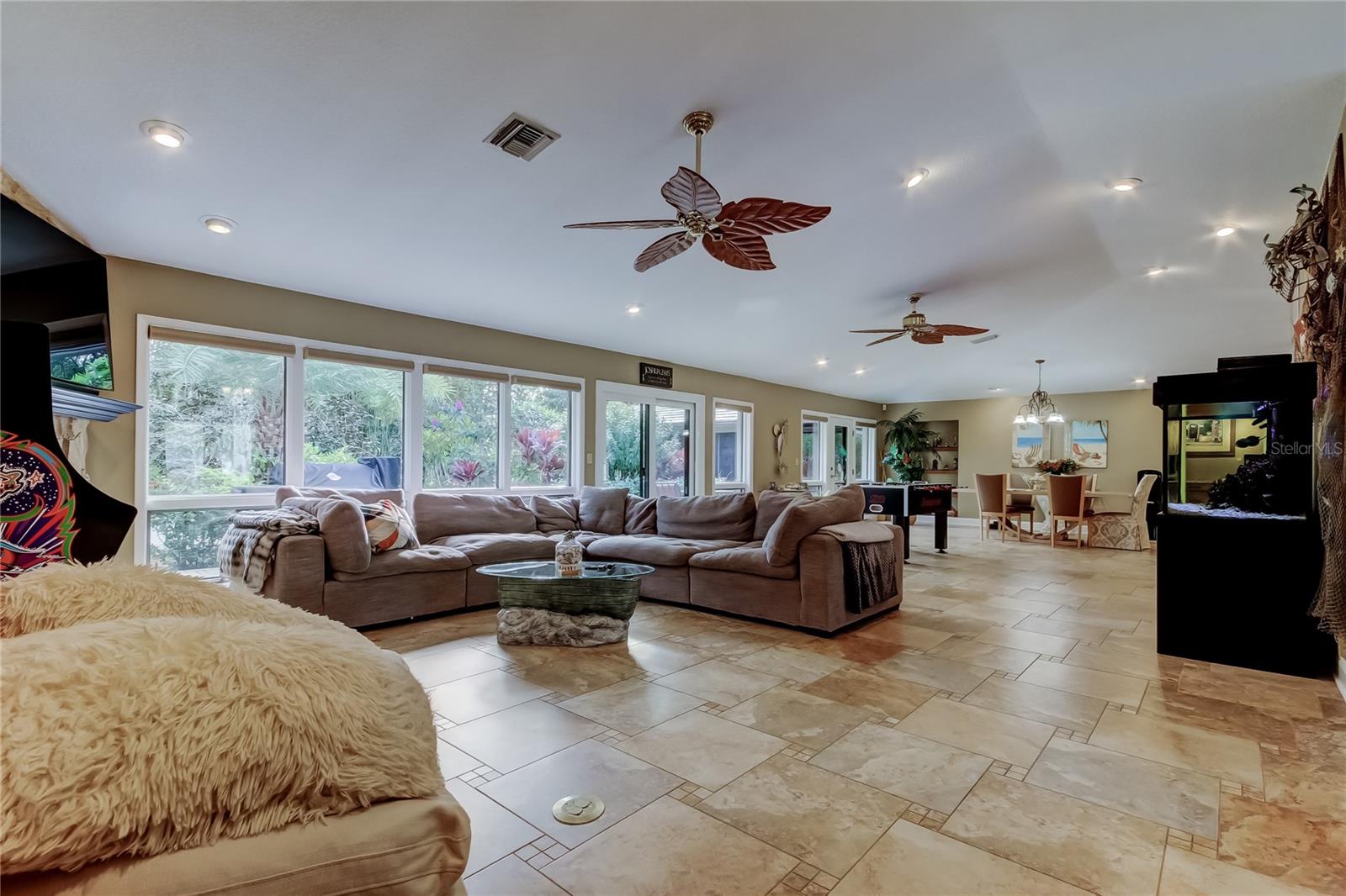 PINELLAS GROVES - Residential