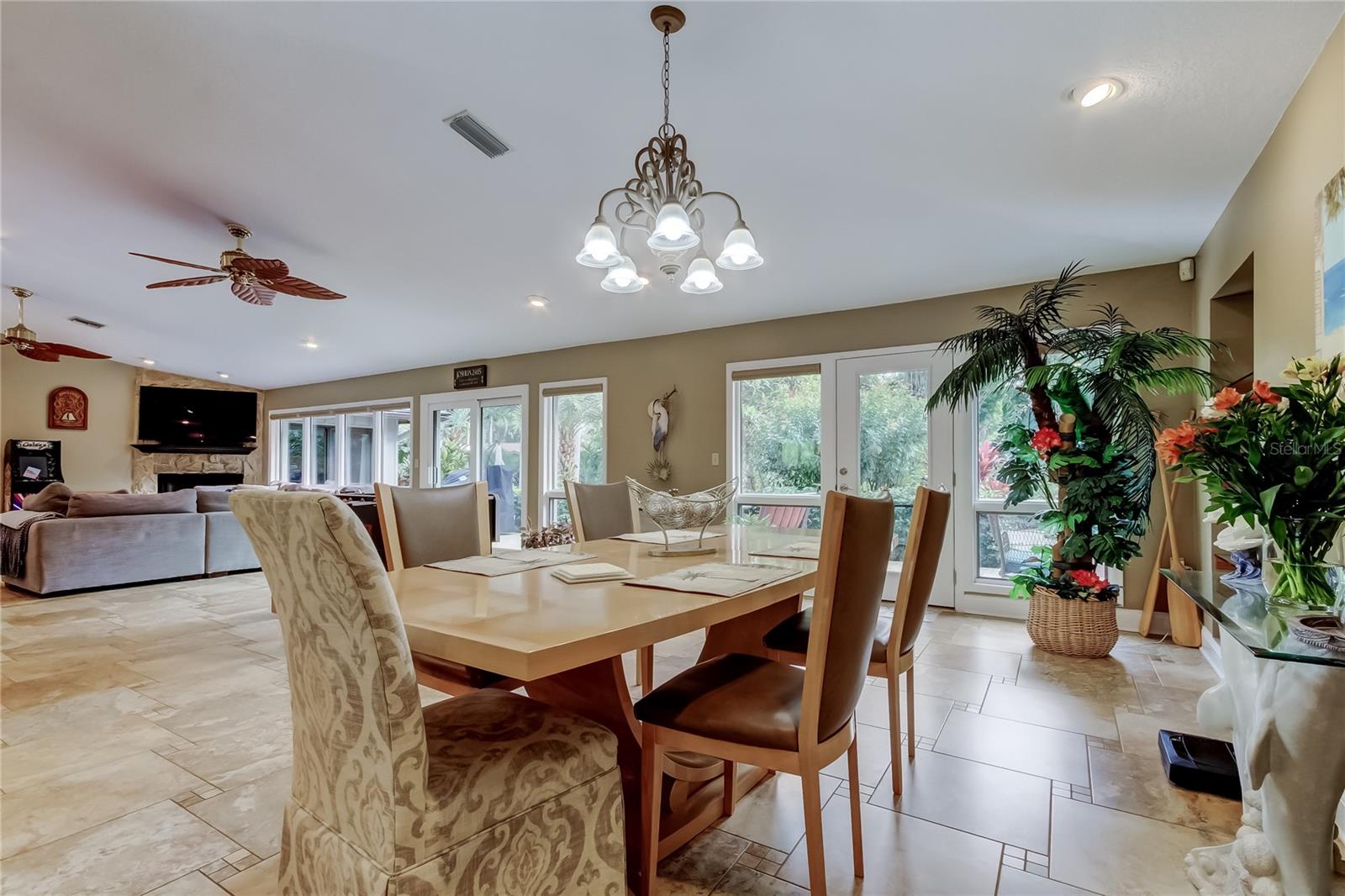 PINELLAS GROVES - Residential