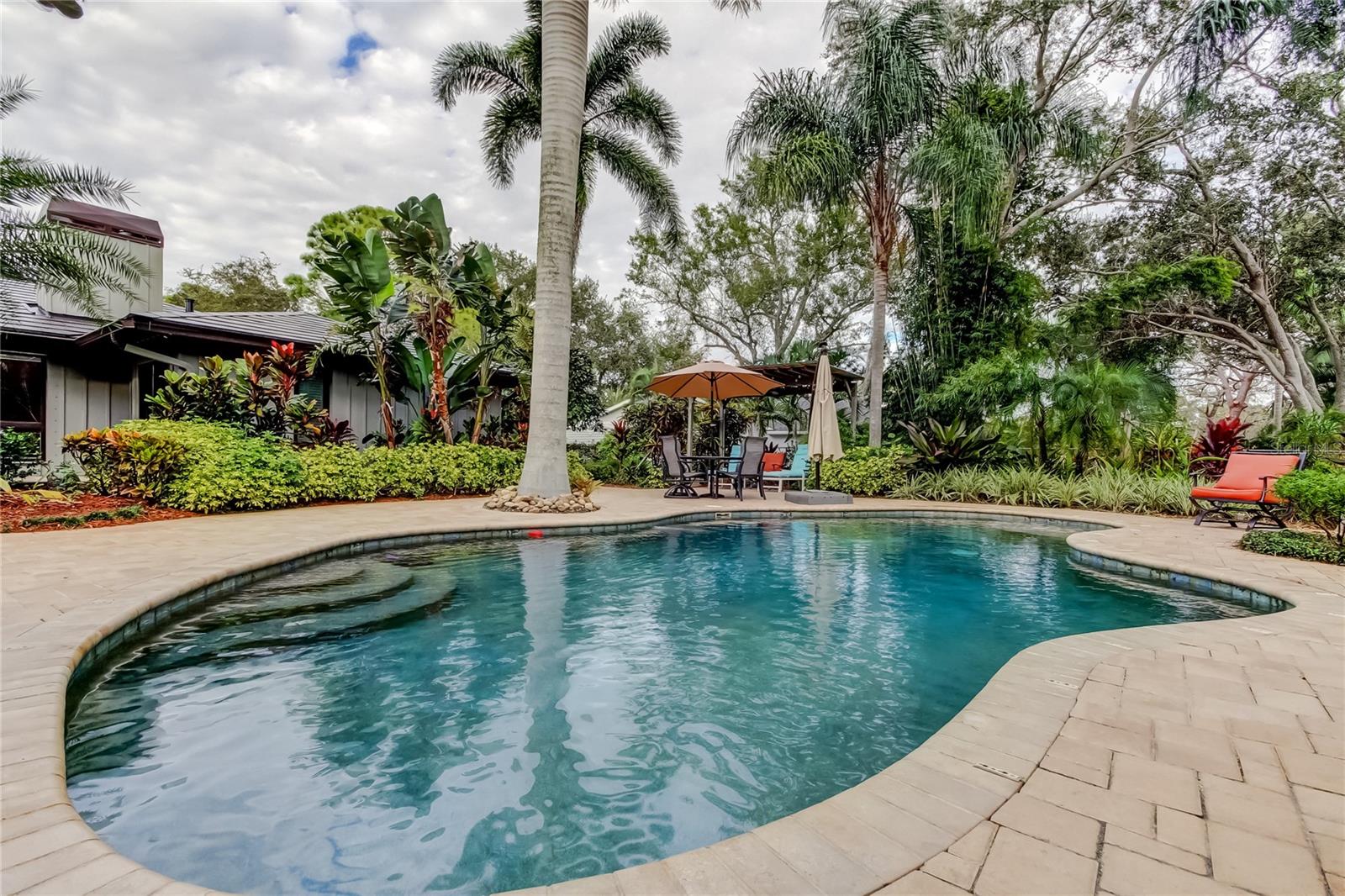 PINELLAS GROVES - Residential