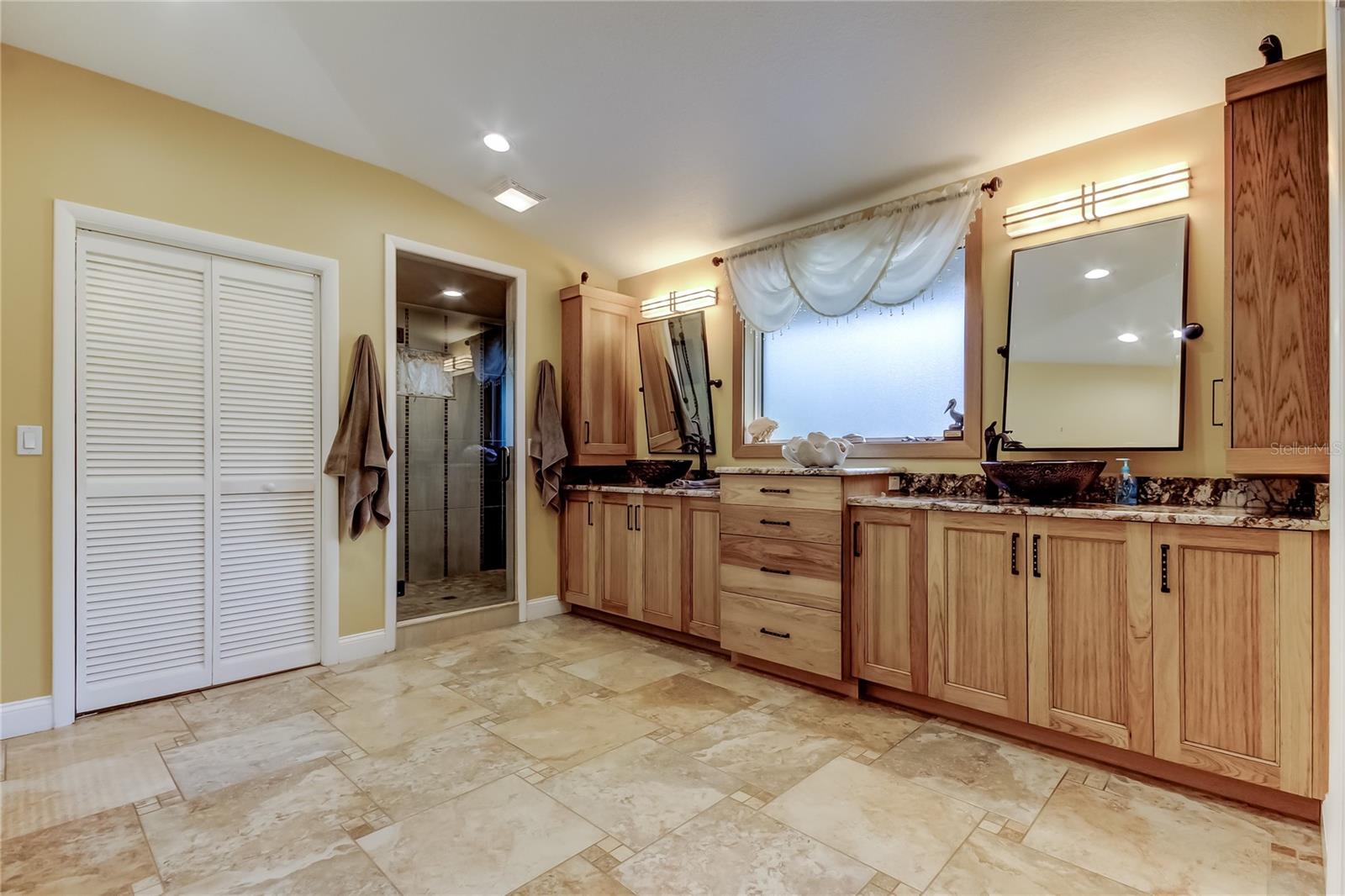 PINELLAS GROVES - Residential