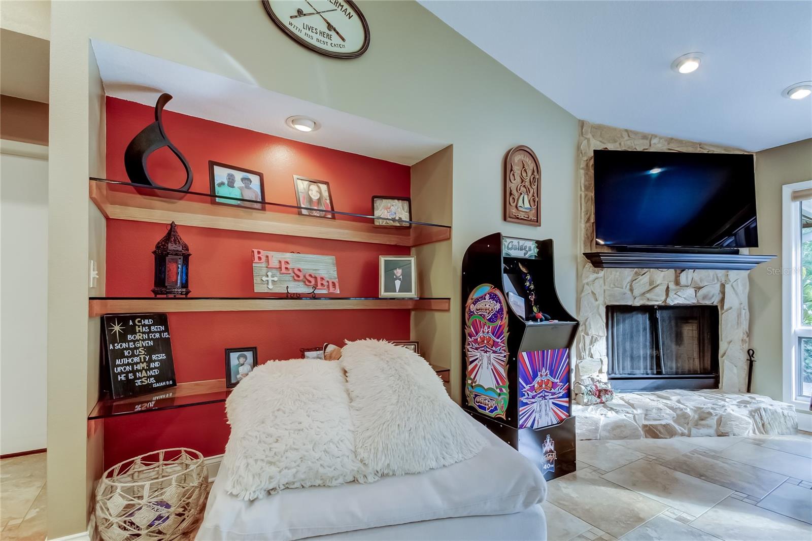 PINELLAS GROVES - Residential