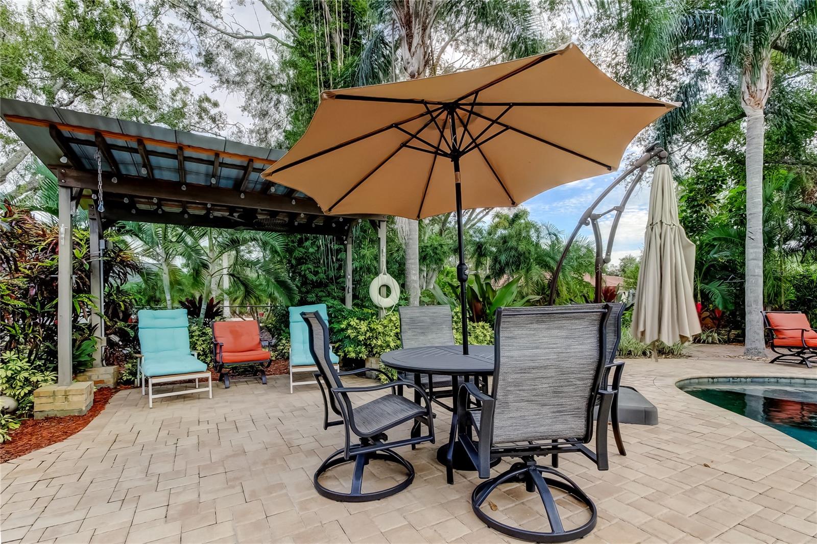 PINELLAS GROVES - Residential