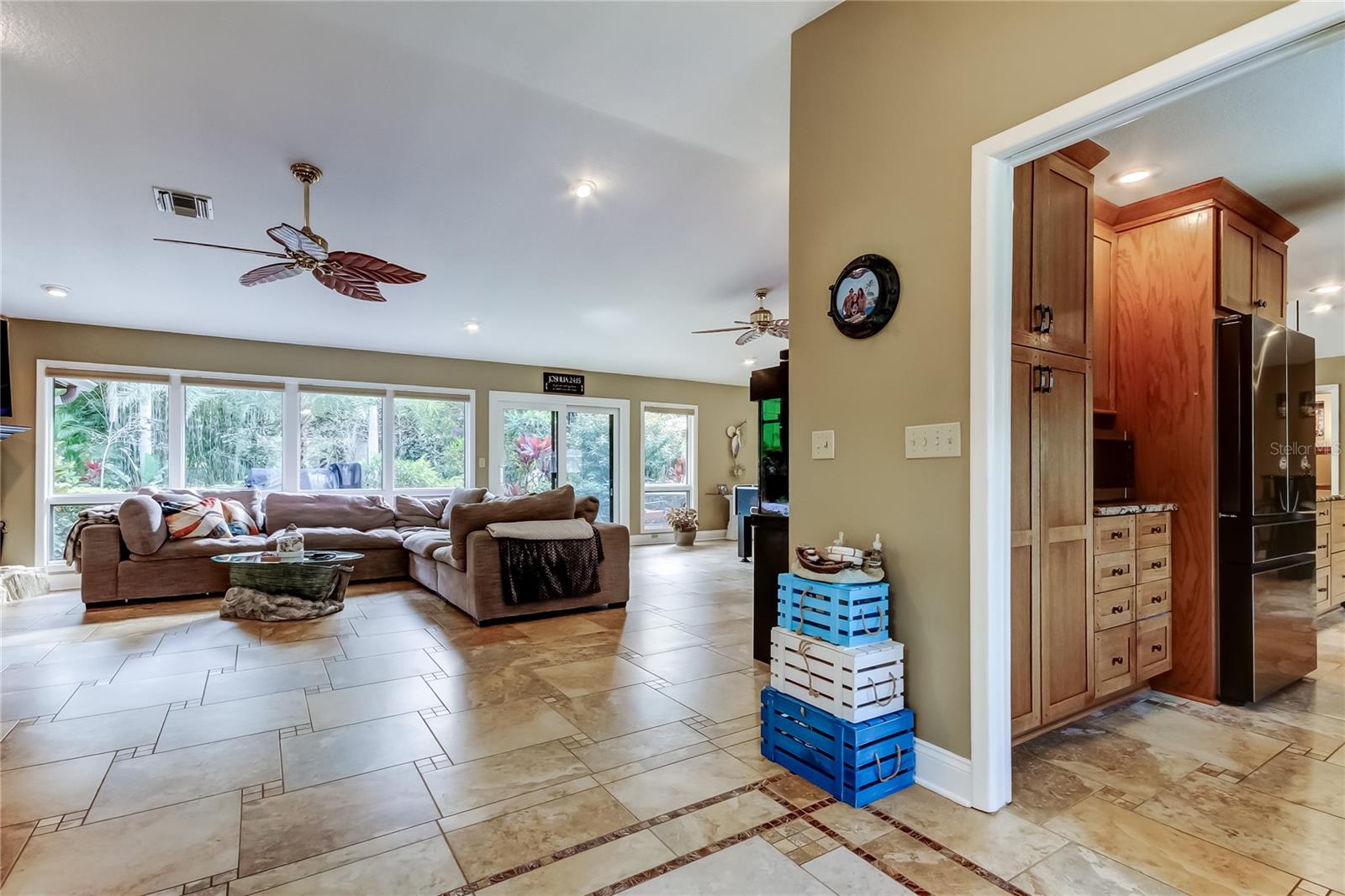 PINELLAS GROVES - Residential