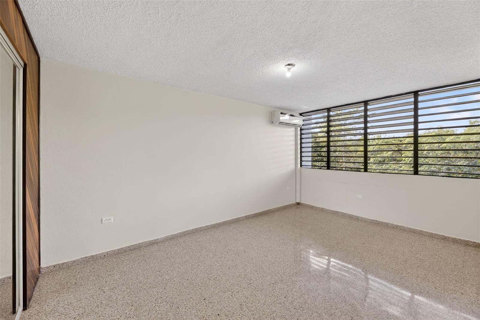 ADM CAMINO REAL - Residential