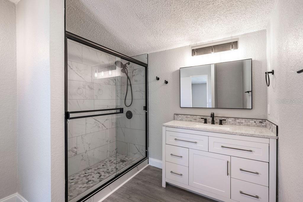 OAKLAND HILLS - Residential