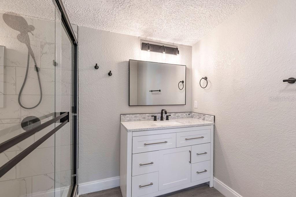 OAKLAND HILLS - Residential