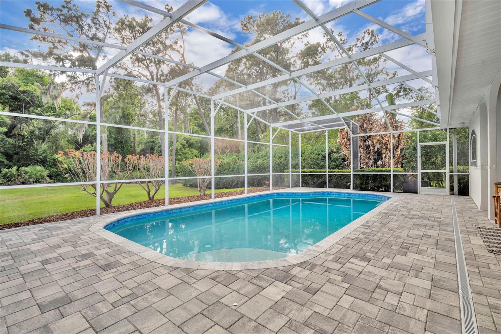 CYPRESS ISLE - Residential