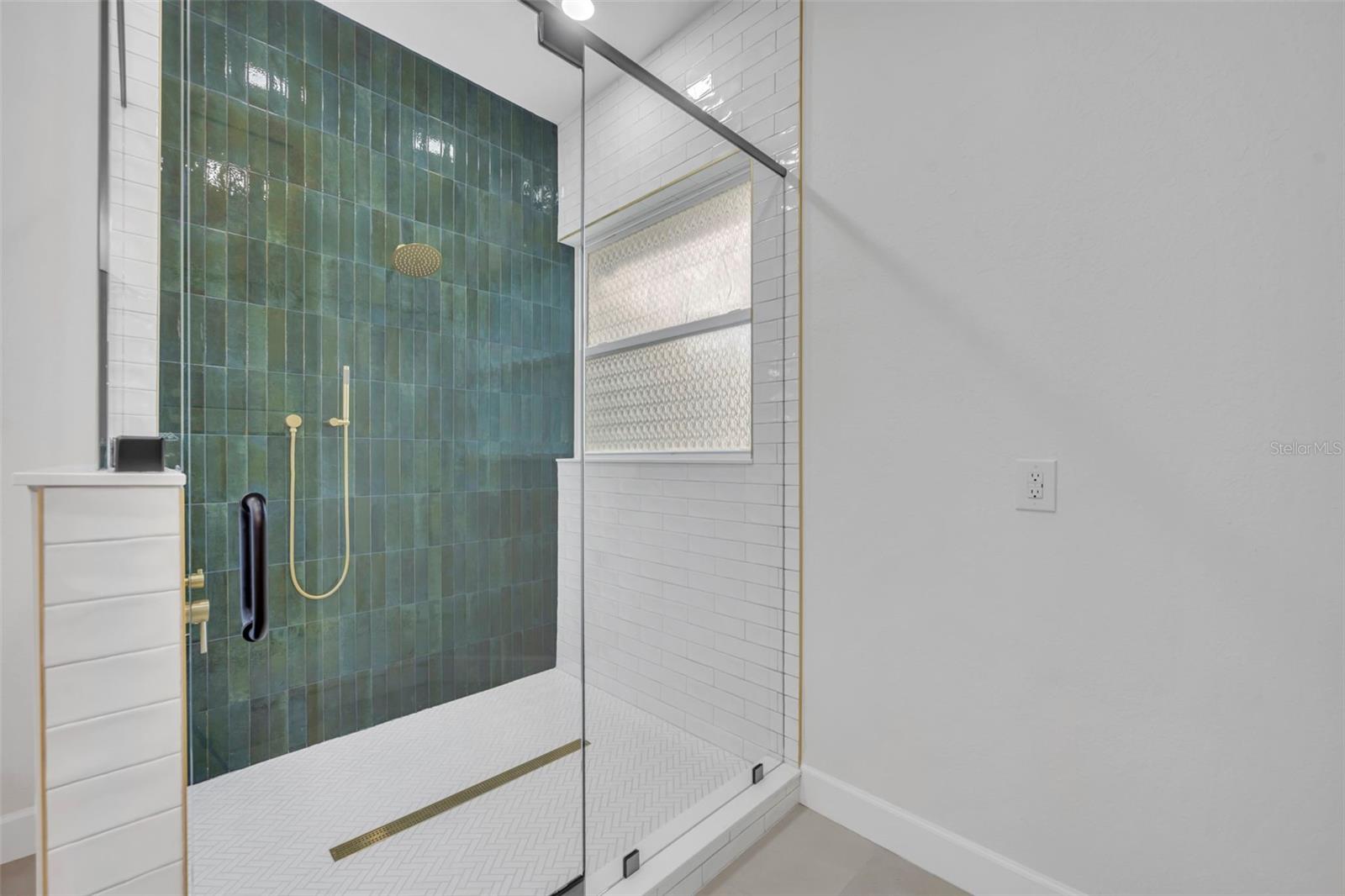 CYPRESS ISLE - Residential