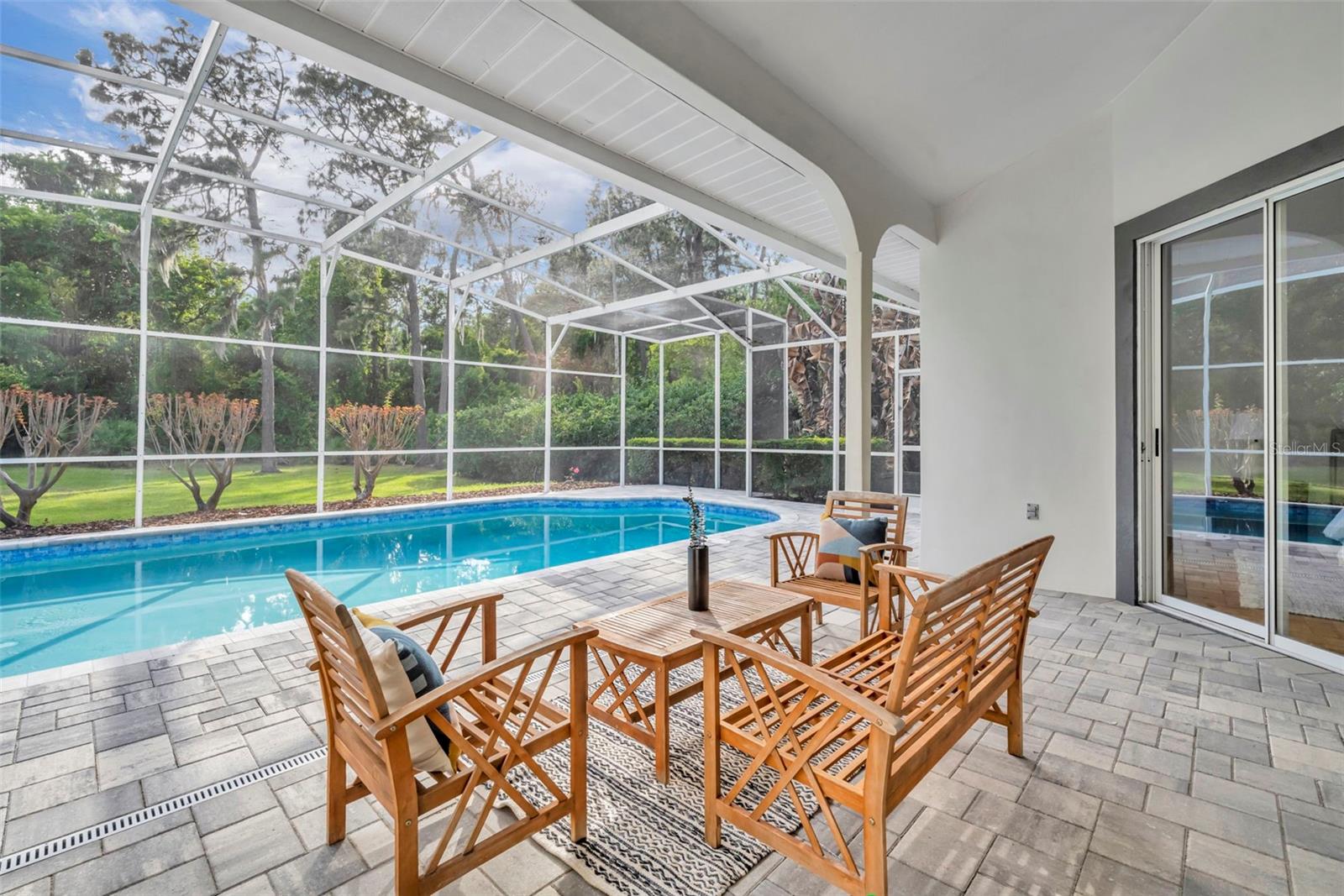 CYPRESS ISLE - Residential