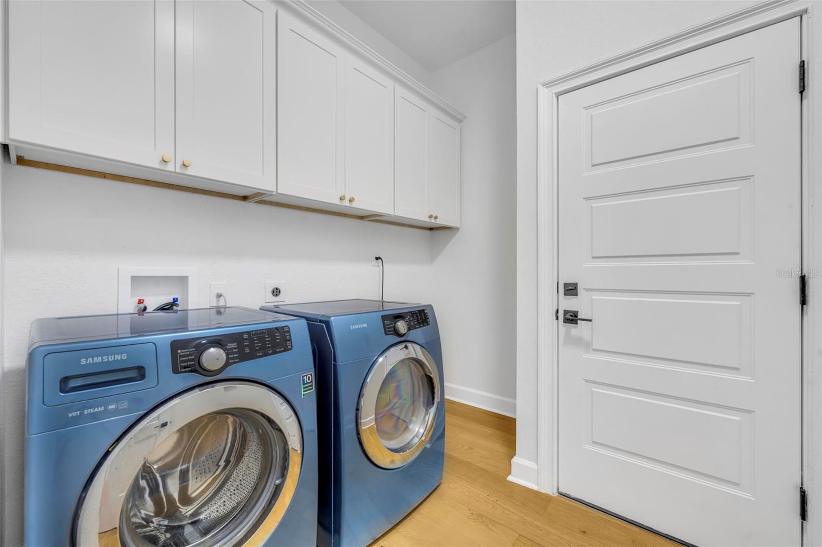 CYPRESS ISLE - Residential