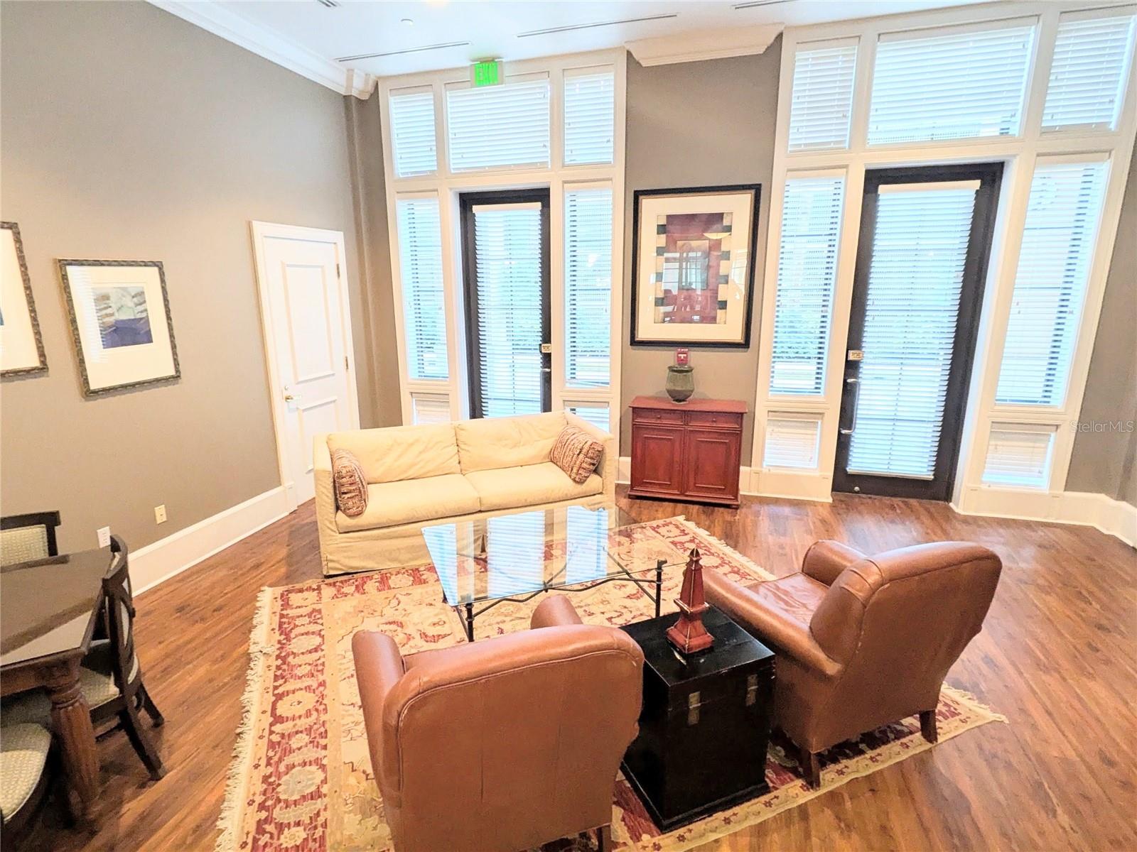 RENAISSANCE 1 - Residential Lease