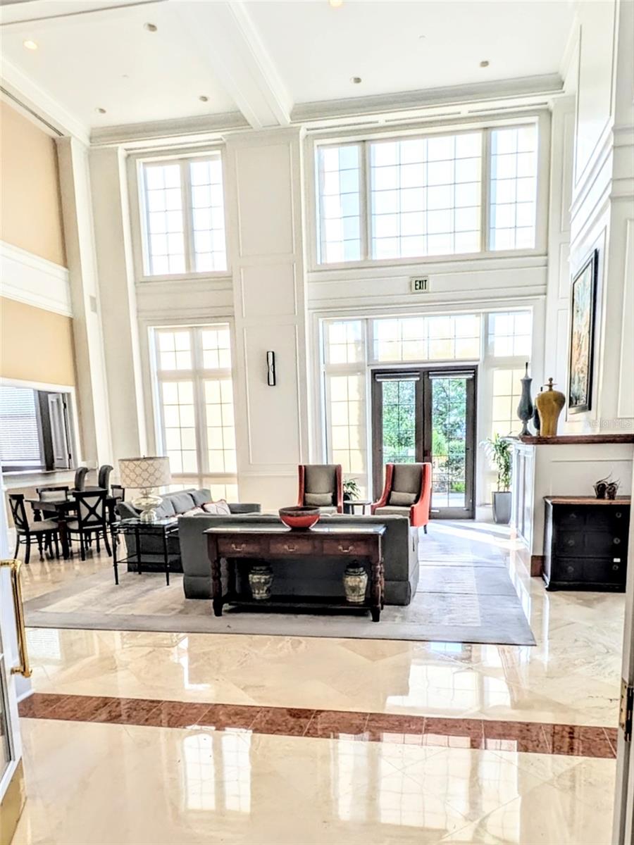 RENAISSANCE 1 - Residential Lease