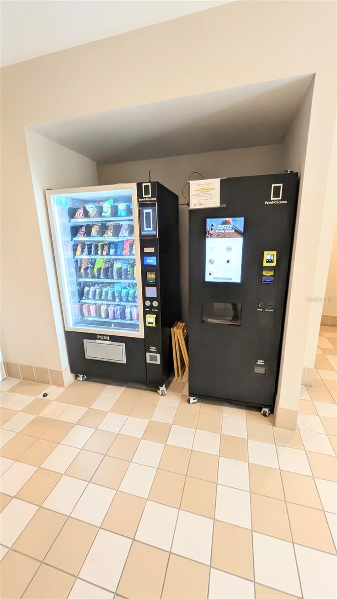 RENAISSANCE 1 - Residential Lease