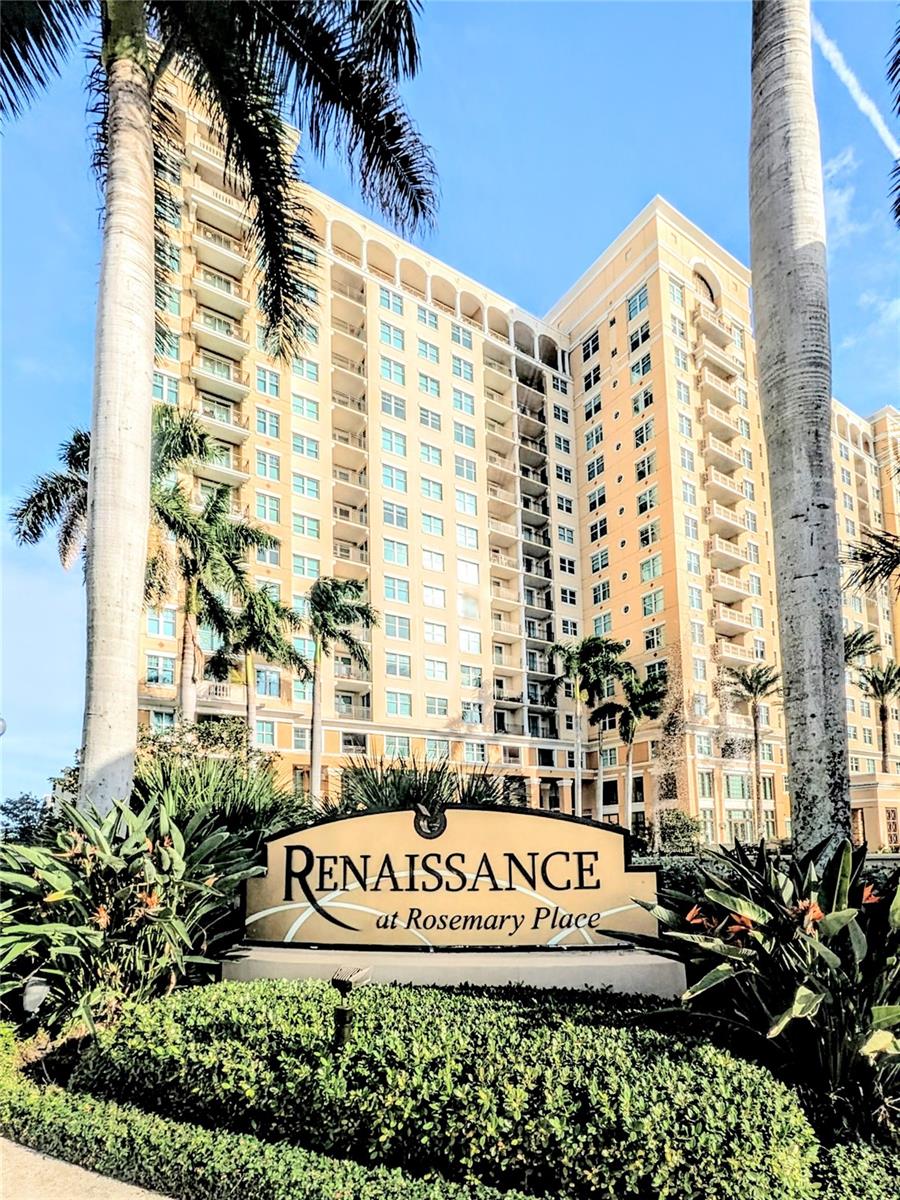 RENAISSANCE 1 - Residential Lease