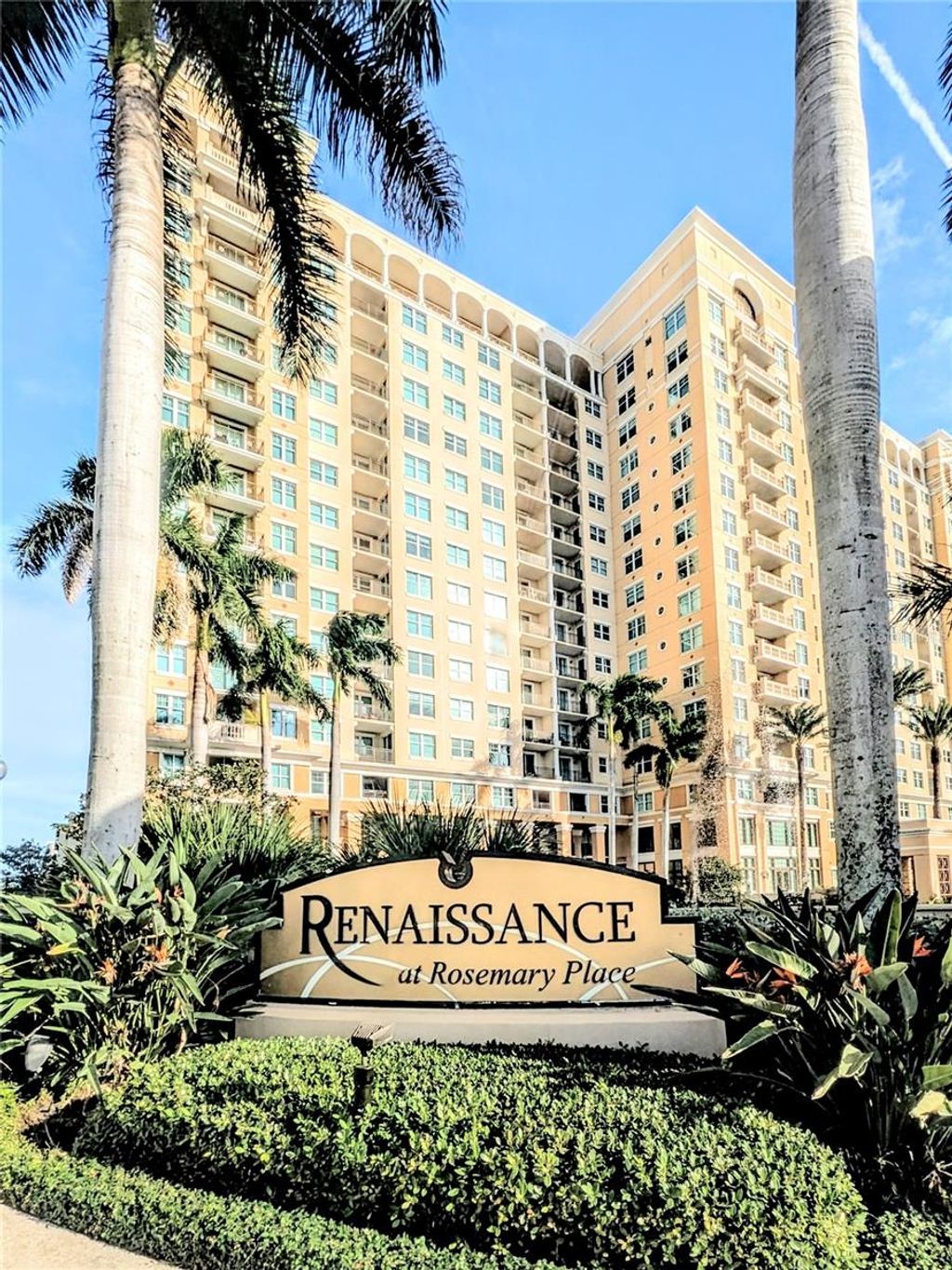 Photo of 750 N Tamiami Trail #1204, Sarasota, FL 34236 (MLS # A4672268)