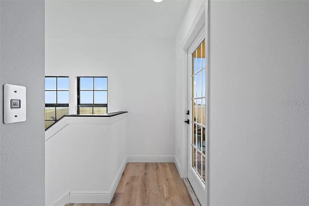 BRISA DEL MAR TWNHMS - Residential Lease