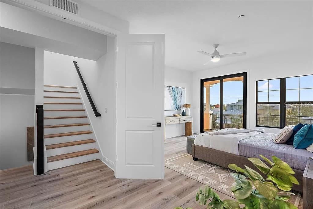 BRISA DEL MAR TWNHMS - Residential Lease