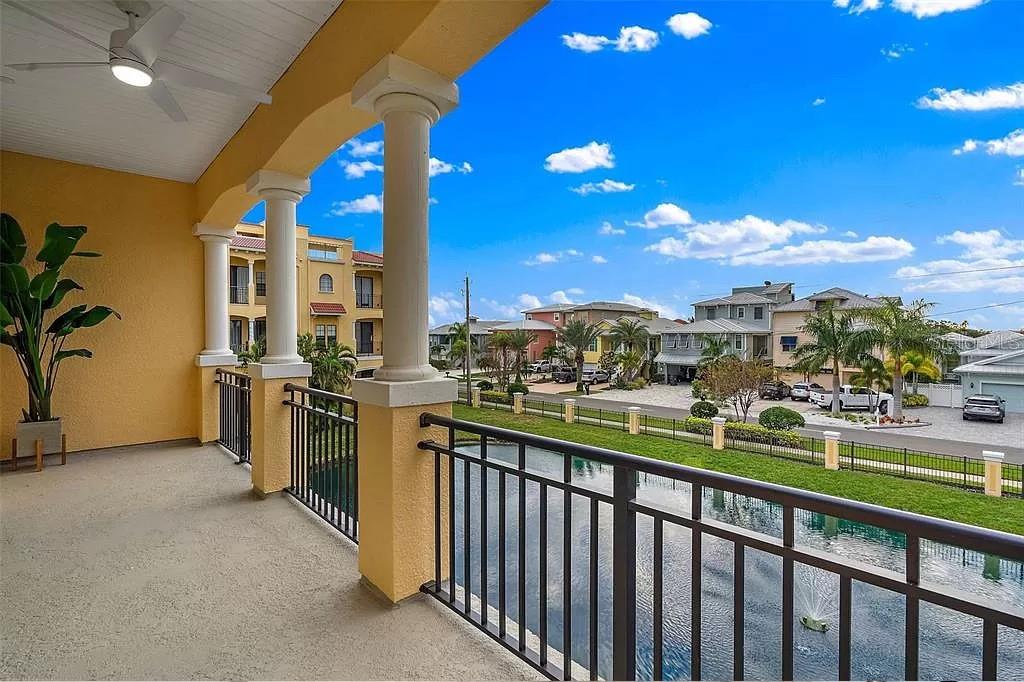 BRISA DEL MAR TWNHMS - Residential Lease