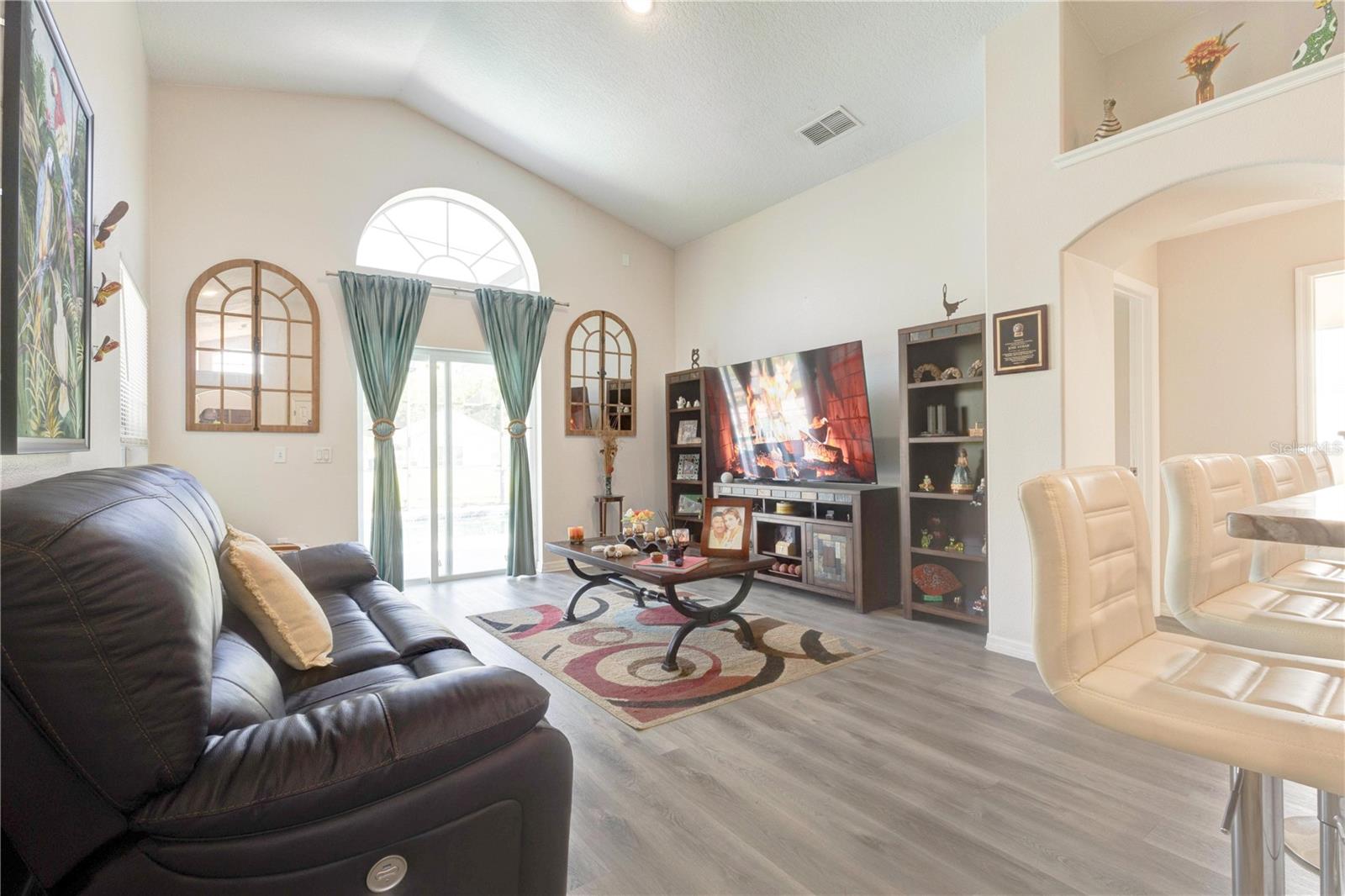 1014 PREY COURT